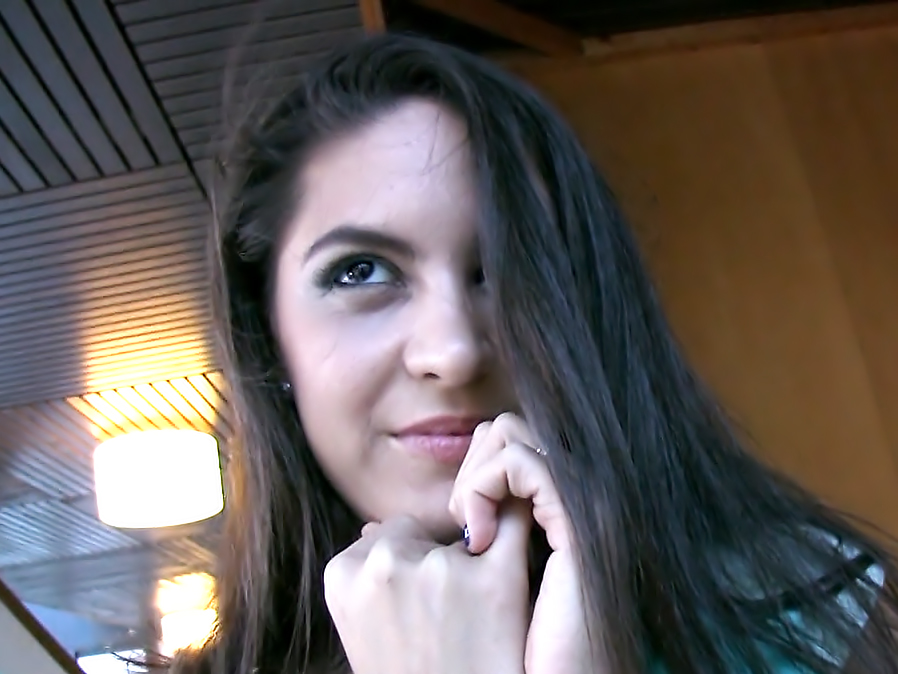 Cocksucking sweetheart wants a hot load