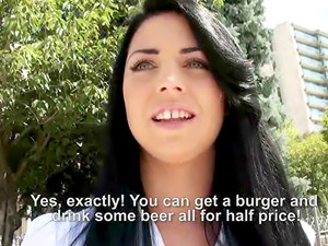 Foxy Brunette Hottie