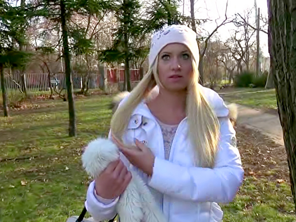 Can I Bum a Smoke?º