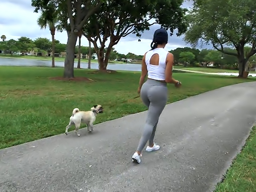 Diamond Kitty Arrives at Anal City