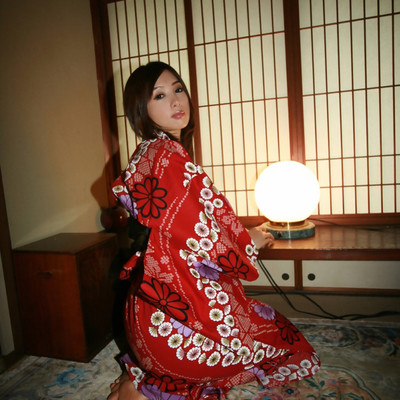Kimono Desires - All Gravure